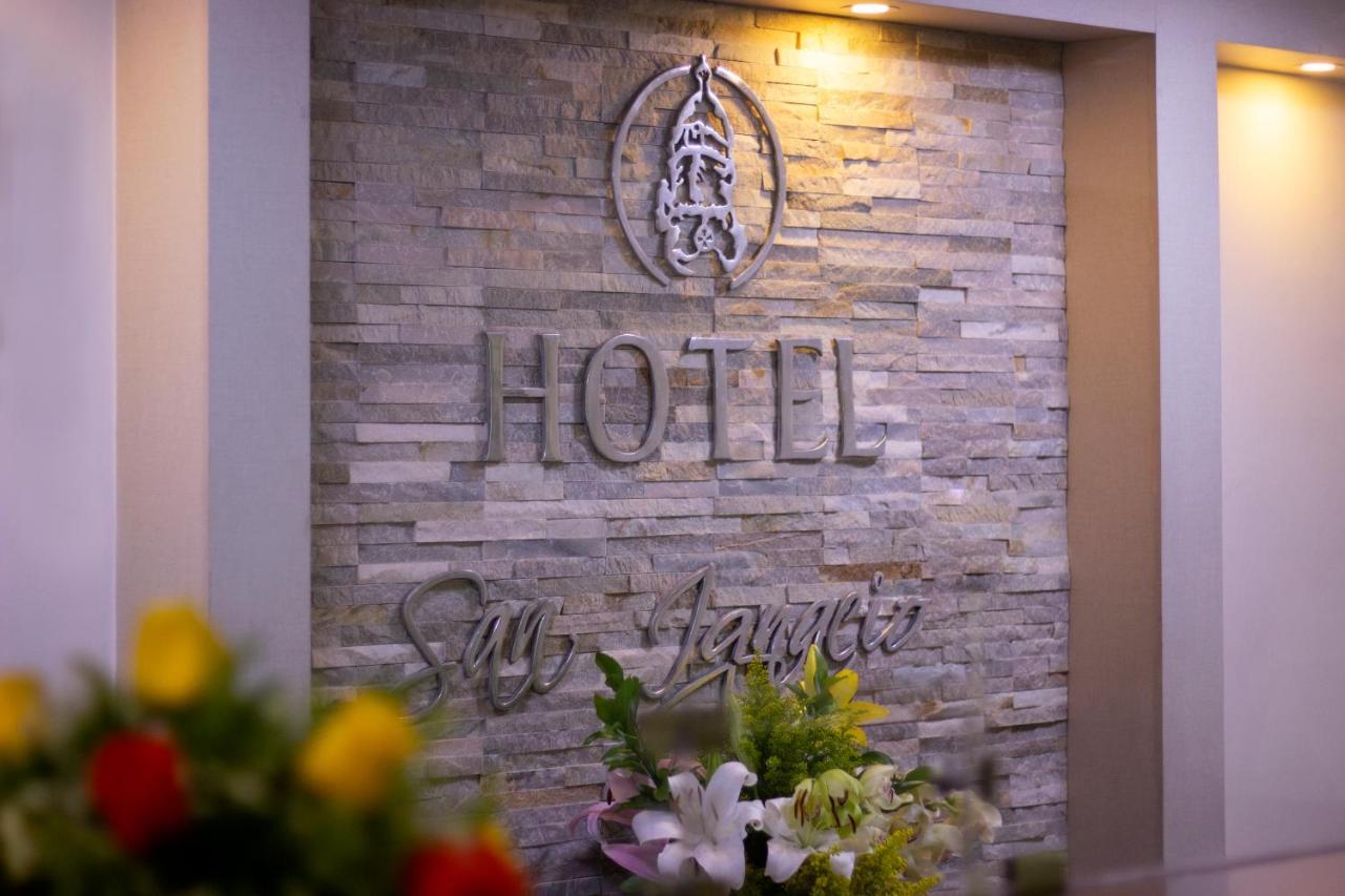Hotel Plazuela San Ignacio Medellín Exterior foto